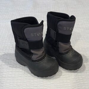 Toddler Stonz Black and Gray Winter Boots